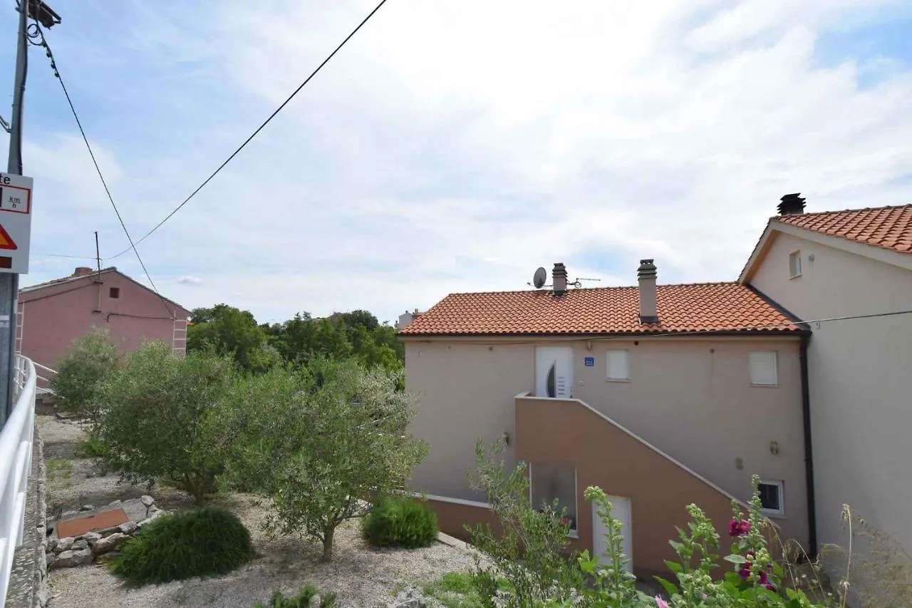 Apartment In Omisalj/Insel Krk 35666  Omisalj
