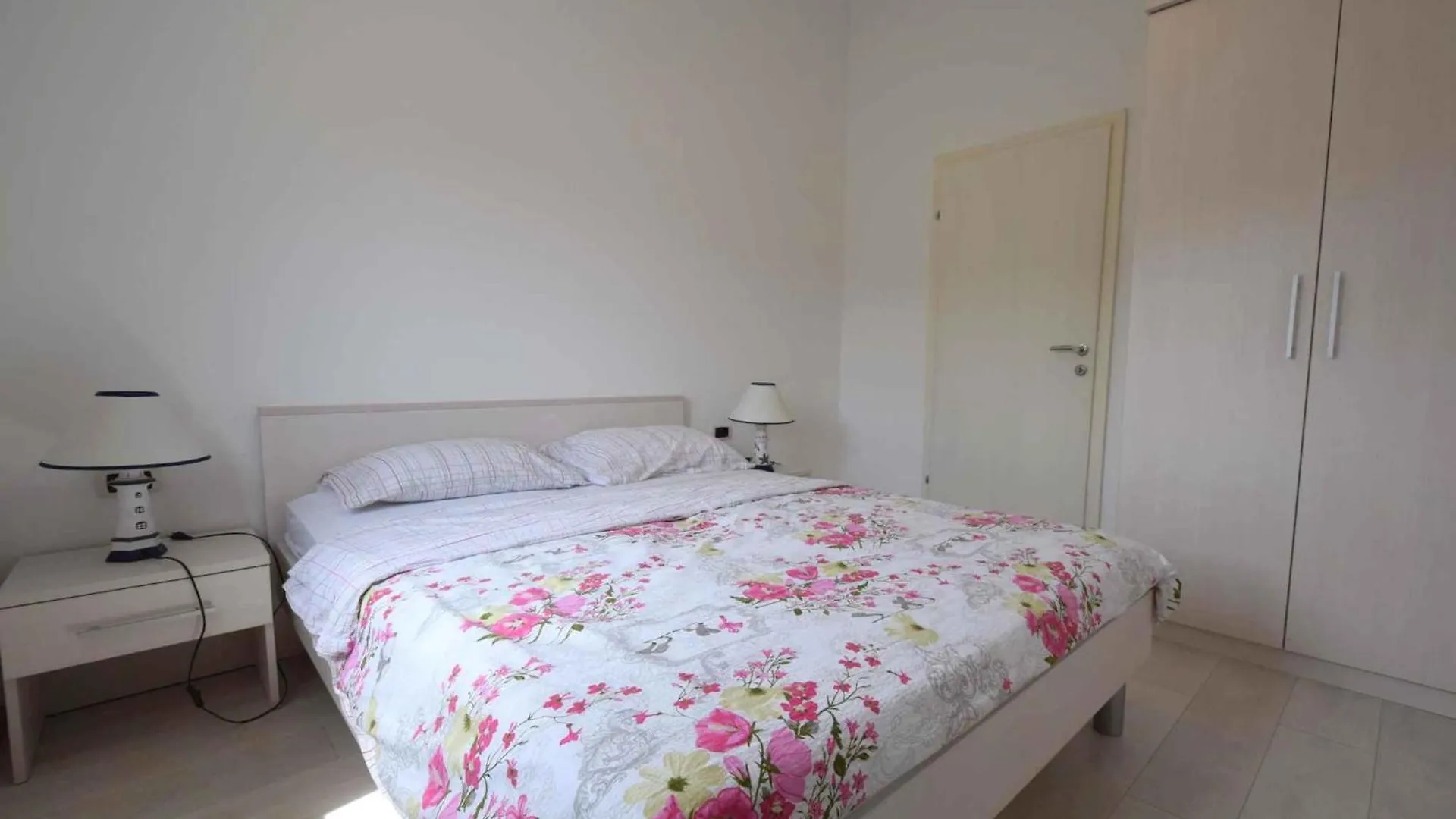 Apartment In Omisalj/Insel Krk 35666