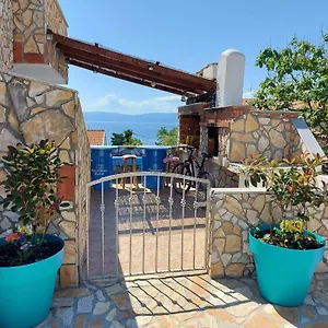 Appartamento Apartmani Omisalj, Omišalj